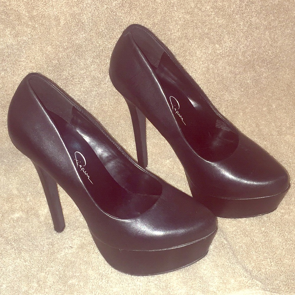Jessica Simpson Waleo Platform Heel.